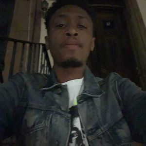 Meet your Posher, Lawrence